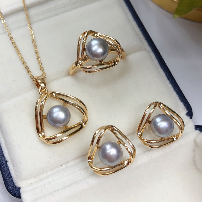 Simple And Exquisite Freshwater Pearl Necklace Suit
