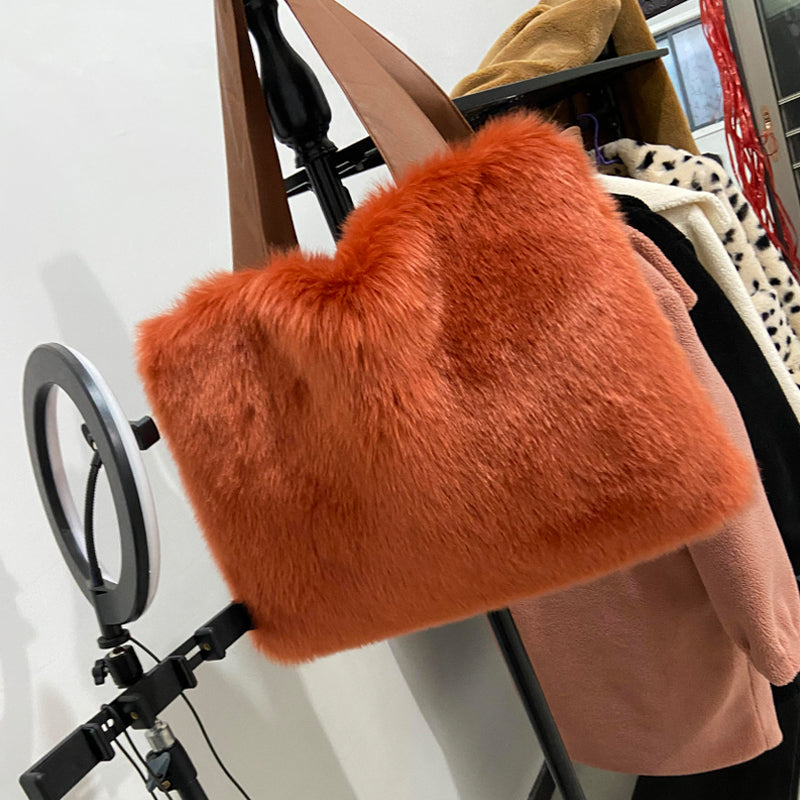 Women's Plush Shoulder Bag