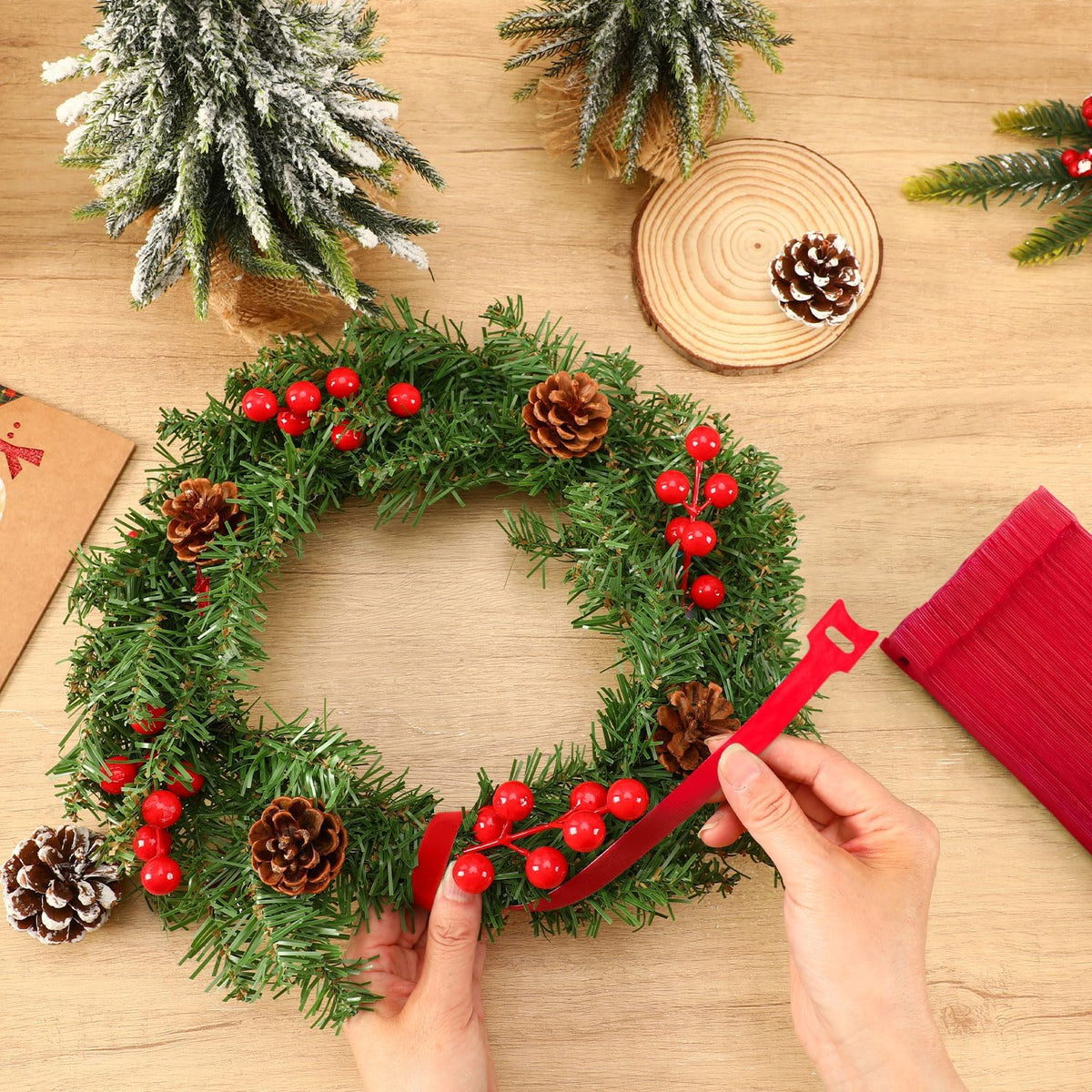 100 Pcs Christmas Garland Ties 12Inch Adjustable Holiday Garland