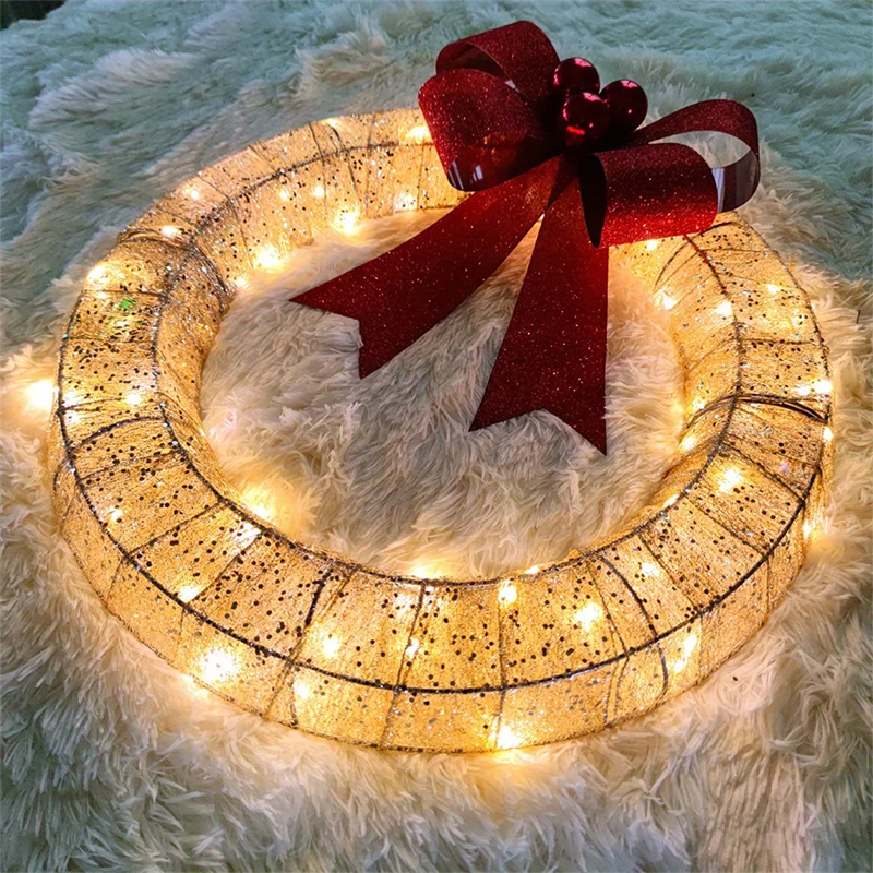 LED Light-Up Christmas Garland (50 cm)